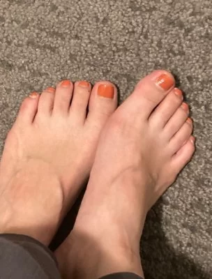 Want to worship my Asian small feet?