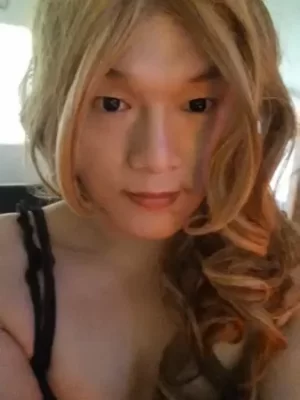 Hot Sexy Nice Polite Friendly Cute Asian T-girl Lulu !! - London Ontario Escort 